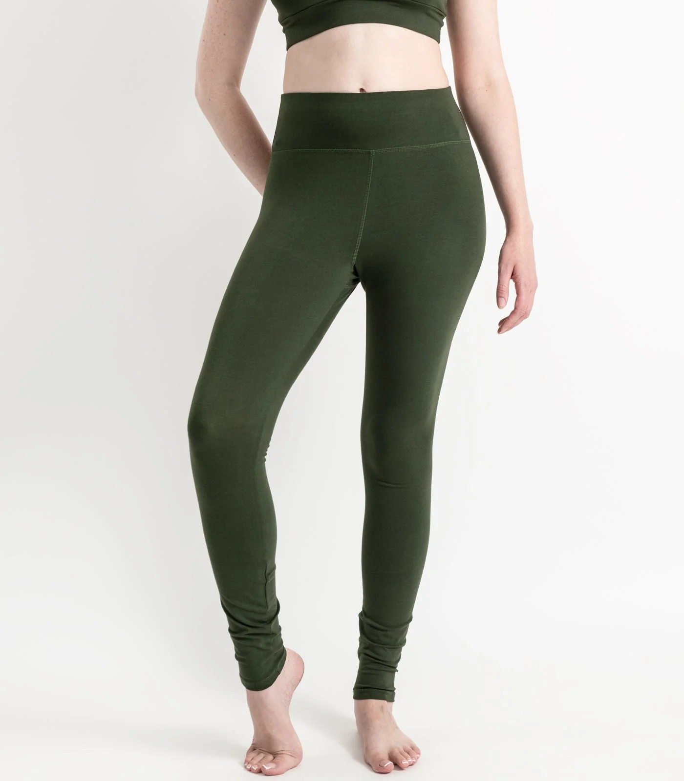 Green high-waist leggings