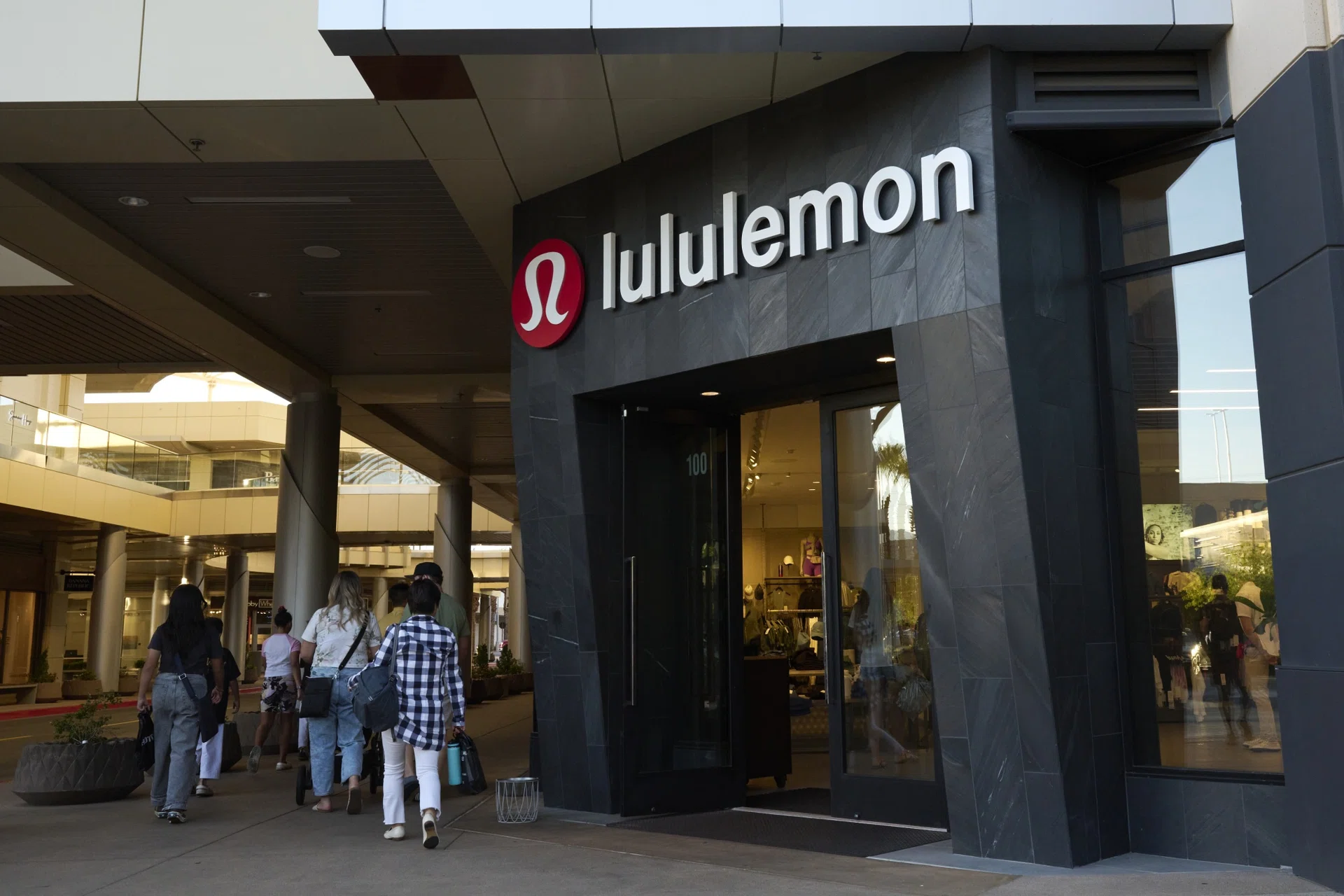 Lululemon
