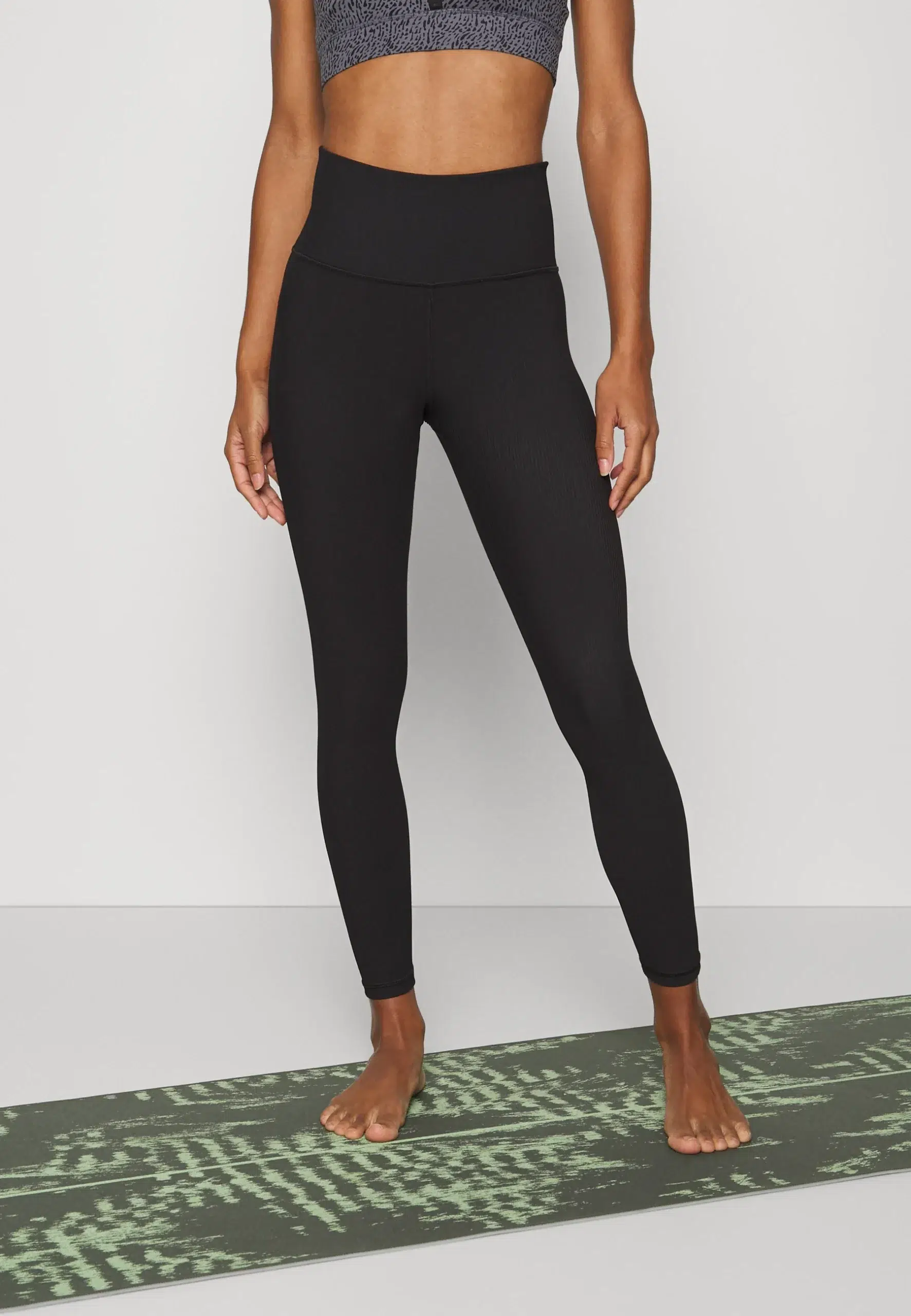 Athleta leggings