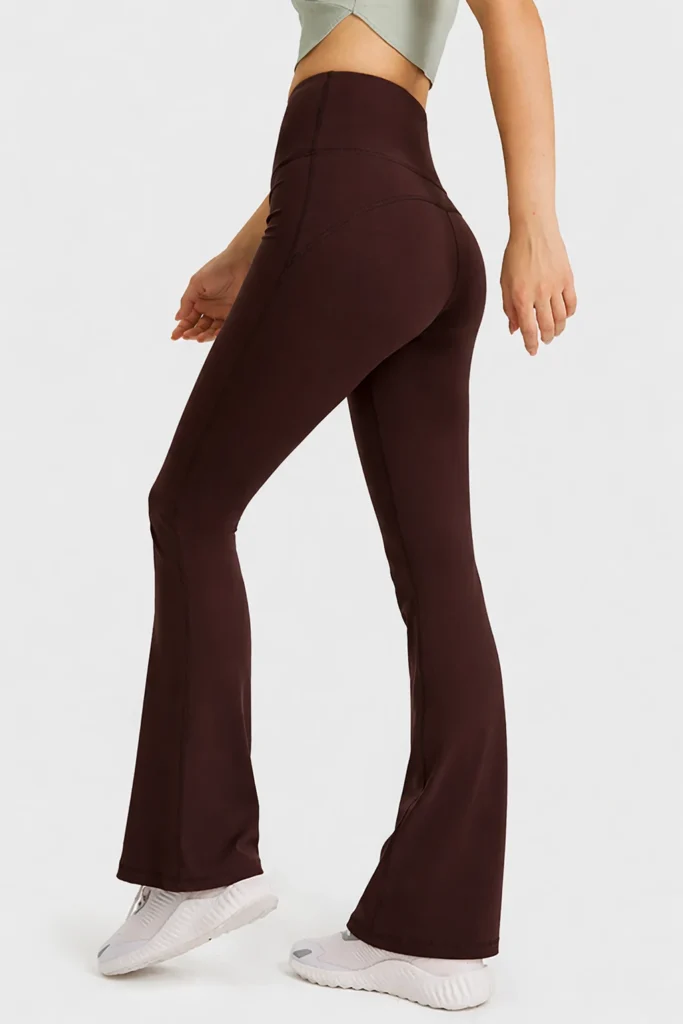 These high-waist flared yoga pants feature a smooth, body-hugging fit with contour seams that enhance curves. Designed for yoga, training, and everyday athleisure wear, offering comfort, stretch, and a flattering silhouette.