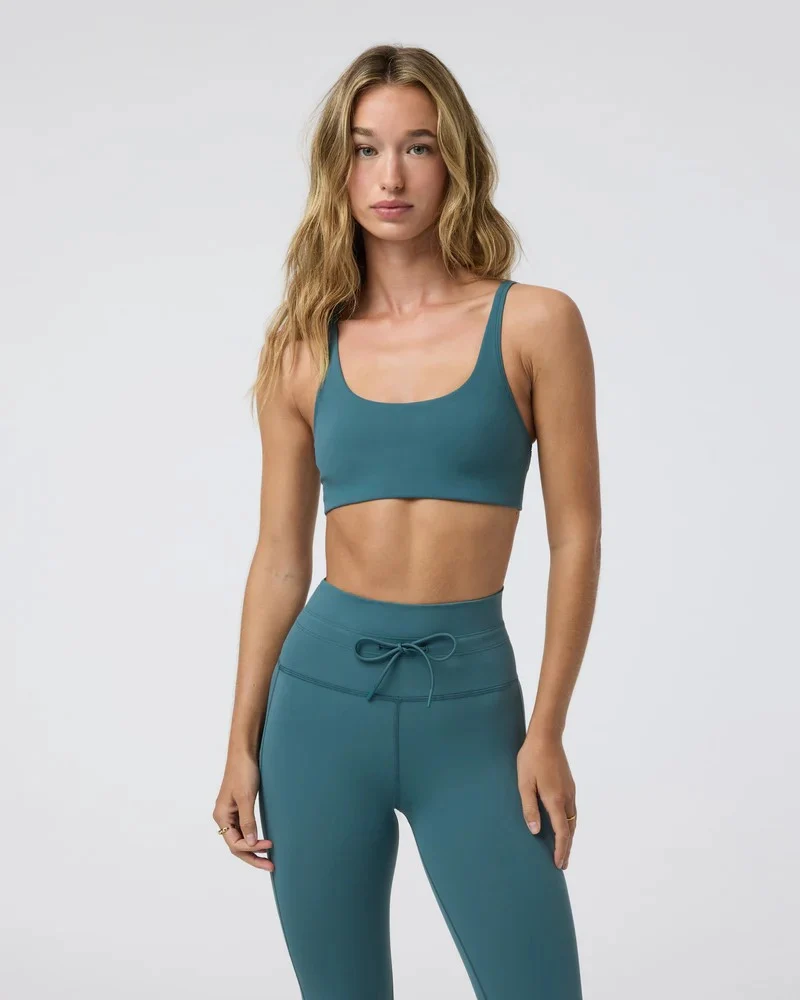 vuori vs. patagonia - sustainable activewear showdown